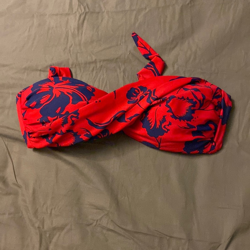 Strapless bikini top